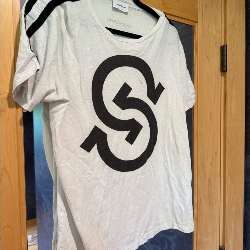Salvatore Ferragamo Gancio S Logo T-shirt